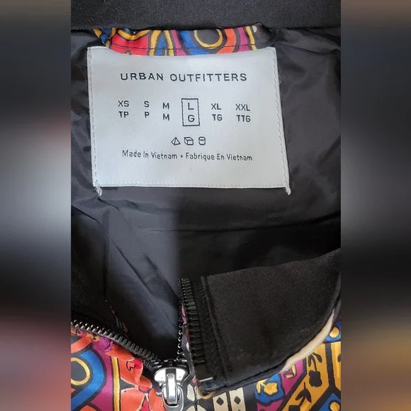 Urban Outfitters Scarf Print Bomber Jacket Mens L Multi Color Satiny Baggy ZipUp - Picture 7 of 15